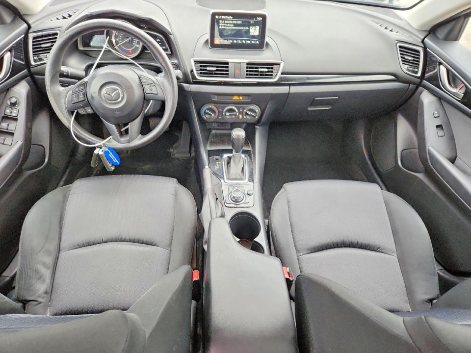 Mazda 3 2015 — Copart