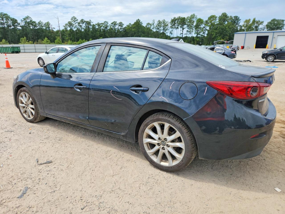 Mazda 3 2016 — Copart
