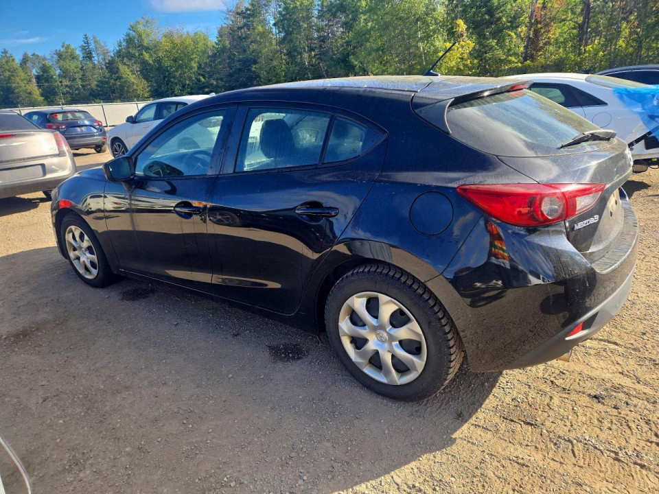 Mazda 3 2015 — Copart