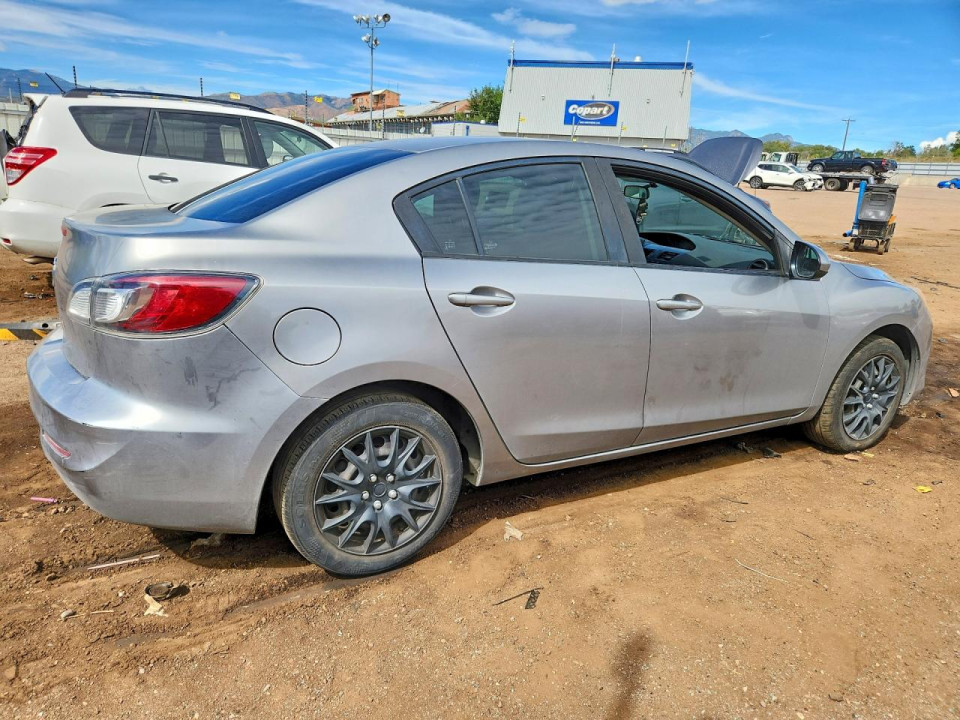 Mazda 3 2013 — Copart