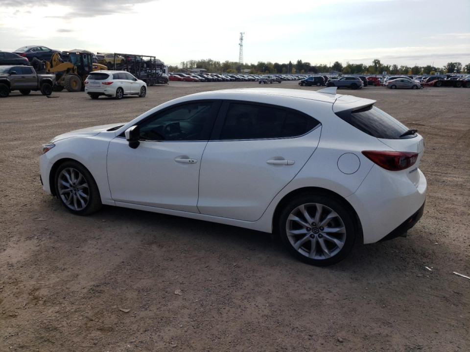 Mazda 3 2016 — Copart
