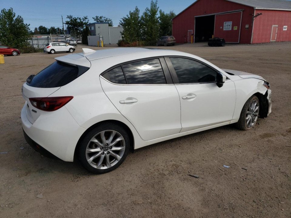 Mazda 3 2016 — Copart