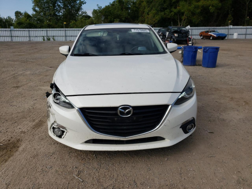 Mazda 3 2016 — Copart