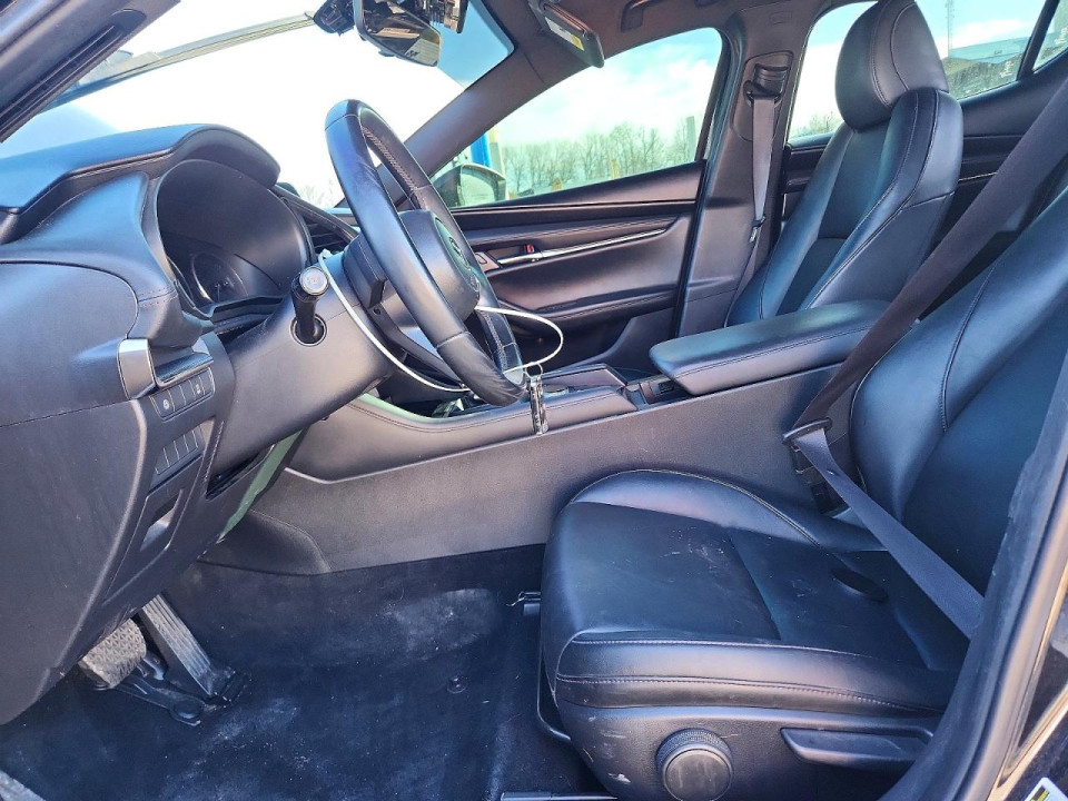Mazda 3 2019 — Copart