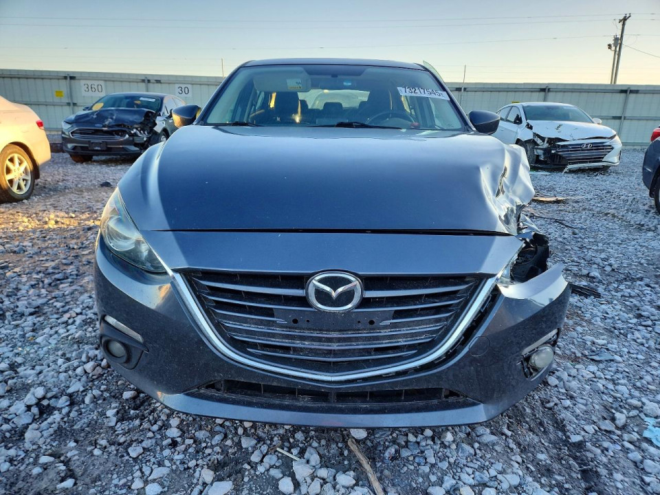 Mazda 3 2015 — Copart