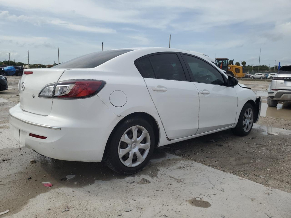 Mazda 3 2012 — Copart