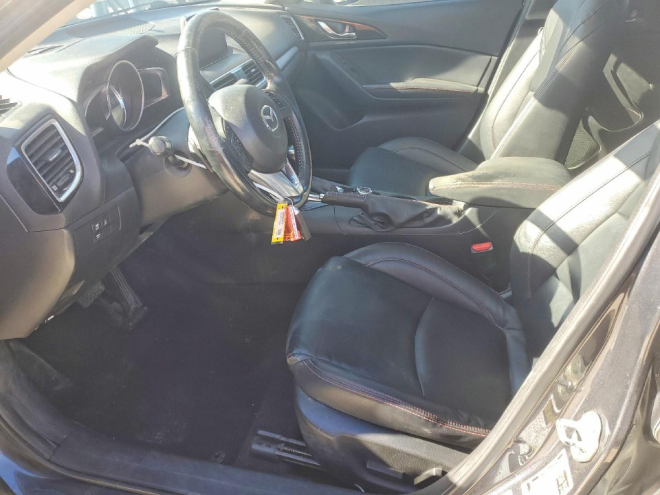 Mazda 3 2015 — Copart