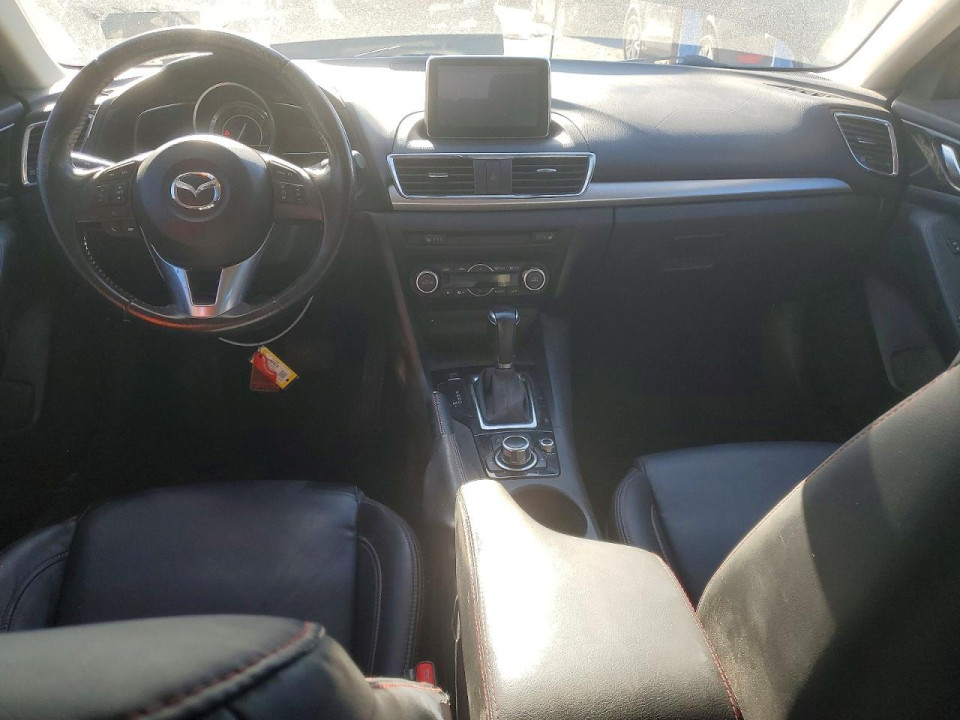 Mazda 3 2015 — Copart