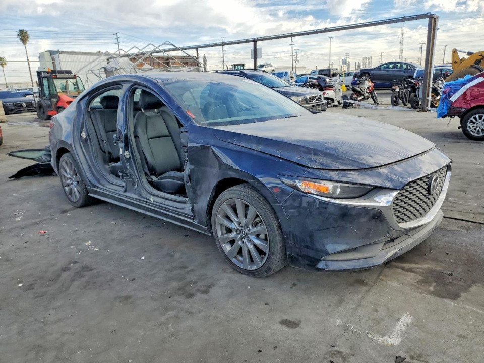 Mazda 3 2021 — Copart