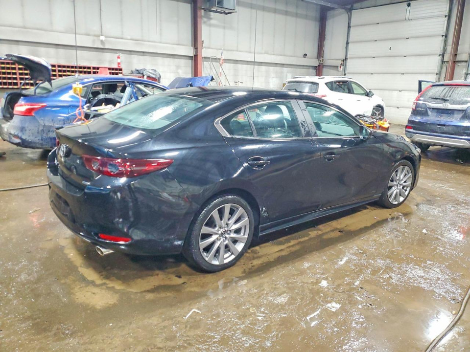 Mazda 3 2021 — Copart