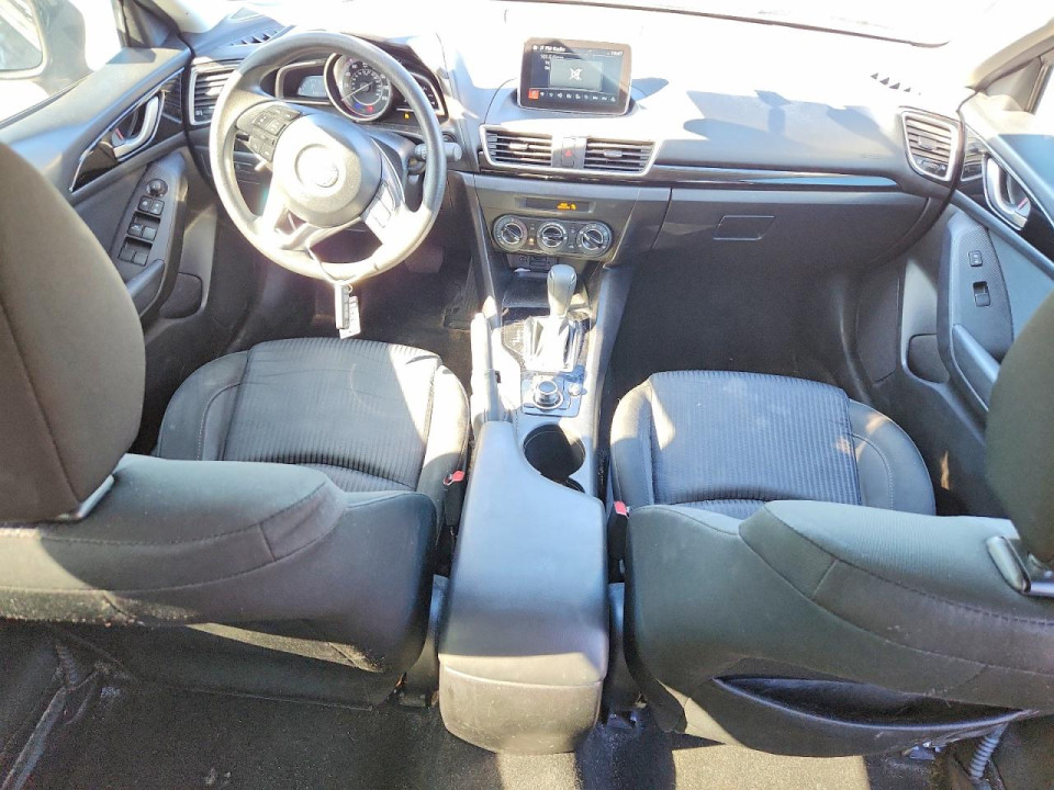 Mazda 3 2016 — Copart
