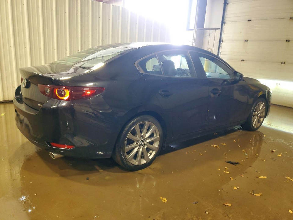 Mazda 3 2022 — Copart
