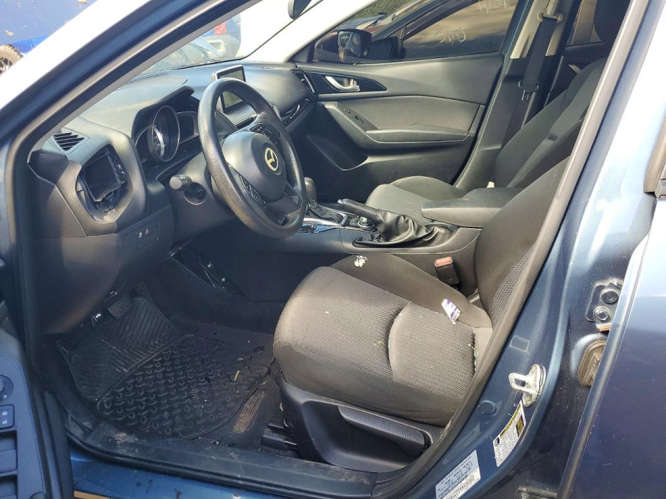 Mazda 3 2016 — Copart