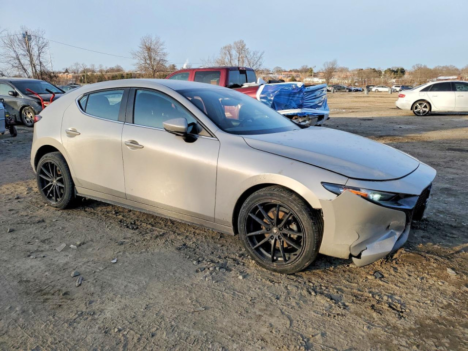 Mazda 3 2022 — Copart