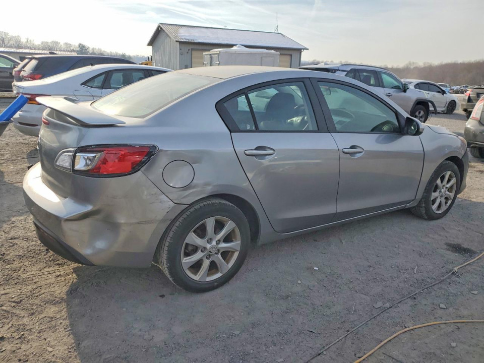 Mazda 3 2010 — Copart