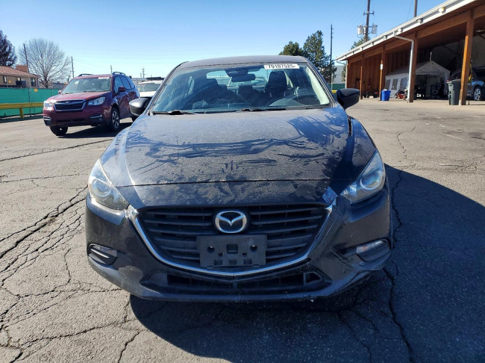 Mazda 3 2018 — Copart