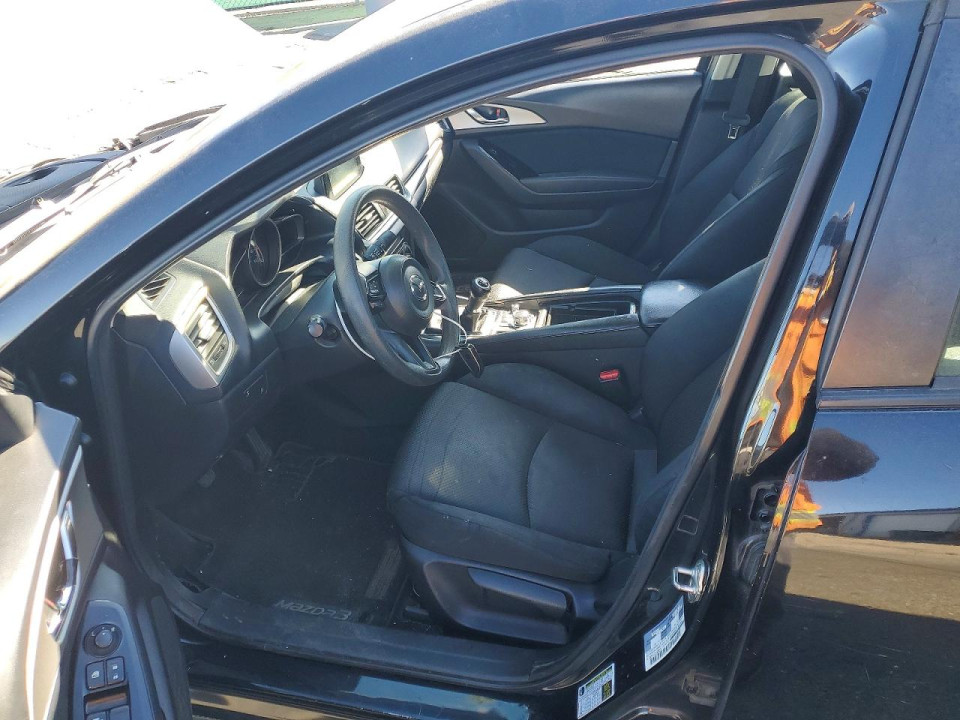 Mazda 3 2018 — Copart