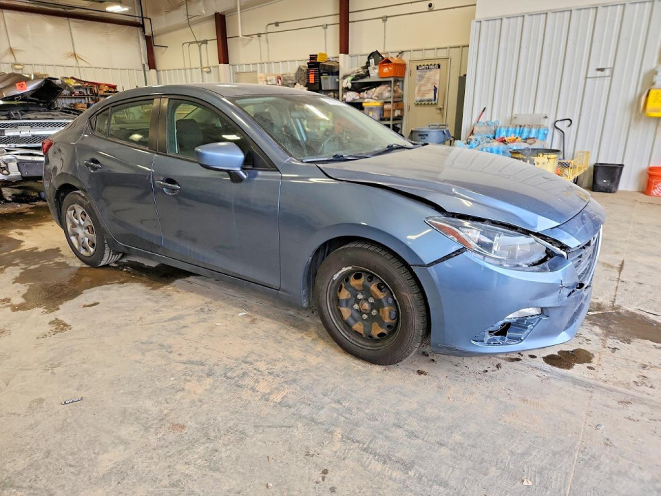 Mazda 3 2015 — Copart