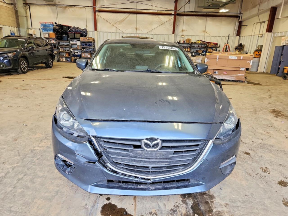 Mazda 3 2015 — Copart