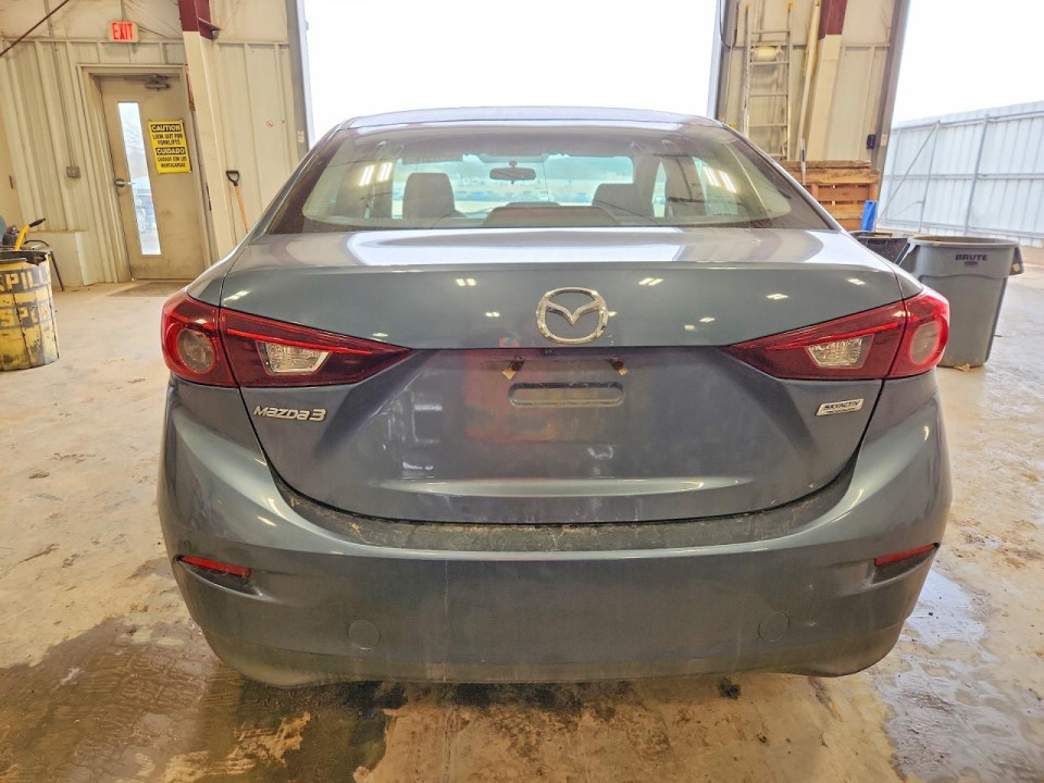 Mazda 3 2015 — Copart