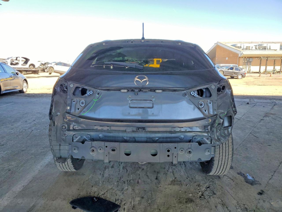 Mazda 3 2016 — Copart