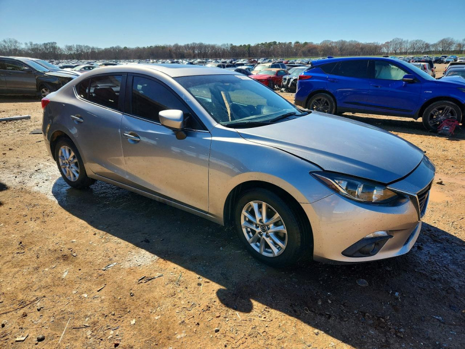 Mazda 3 2015 — Copart