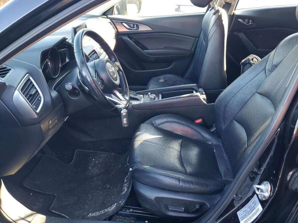 Mazda 3 2017 — Copart