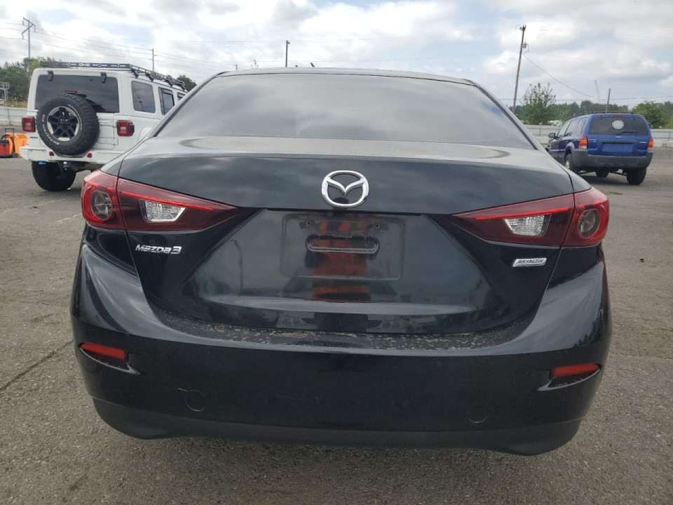 Mazda 3 2016 — Copart