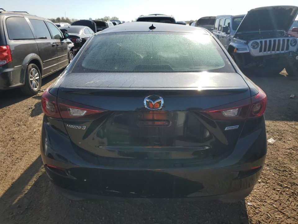 Mazda 3 2015 — Copart