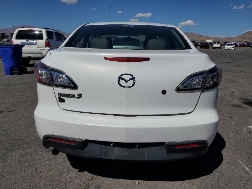 Mazda 3 2011 — Copart