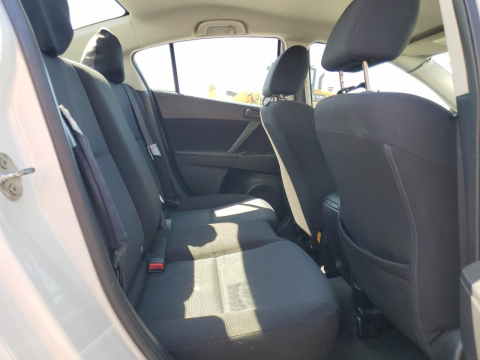 Mazda 3 2011 — Copart