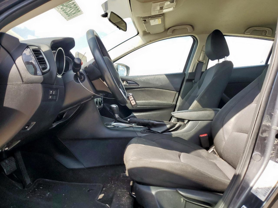 Mazda 3 2015 — Copart