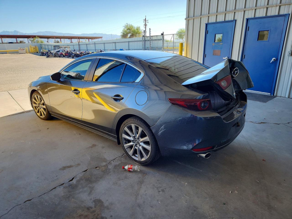 Mazda 3 2022 — Copart