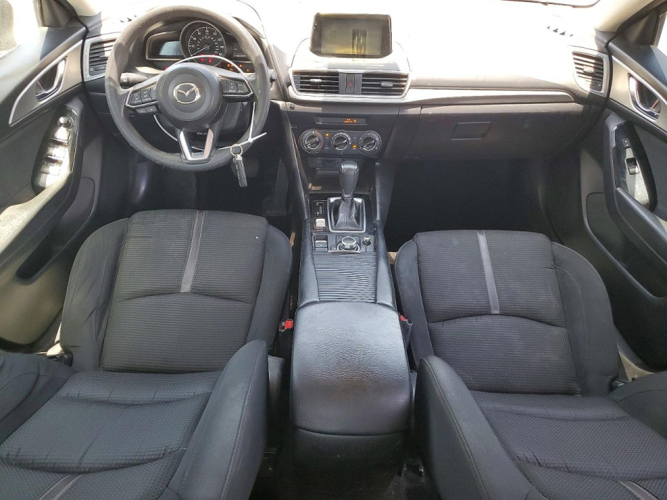 Mazda 3 2018 — Copart