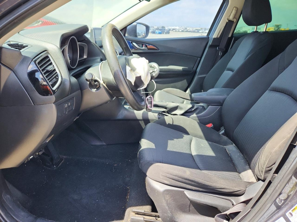 Mazda 3 2015 — Copart