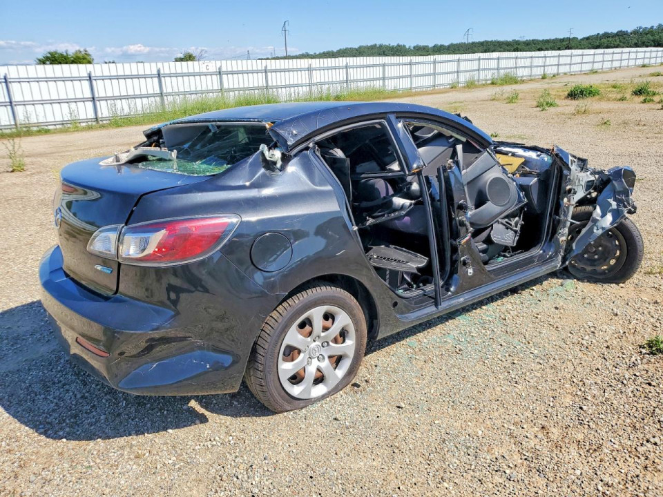 Mazda 3 2013 — Copart