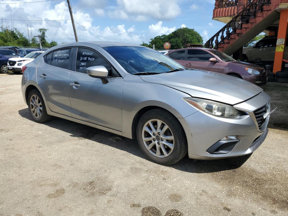 Mazda 3 2016 — Copart