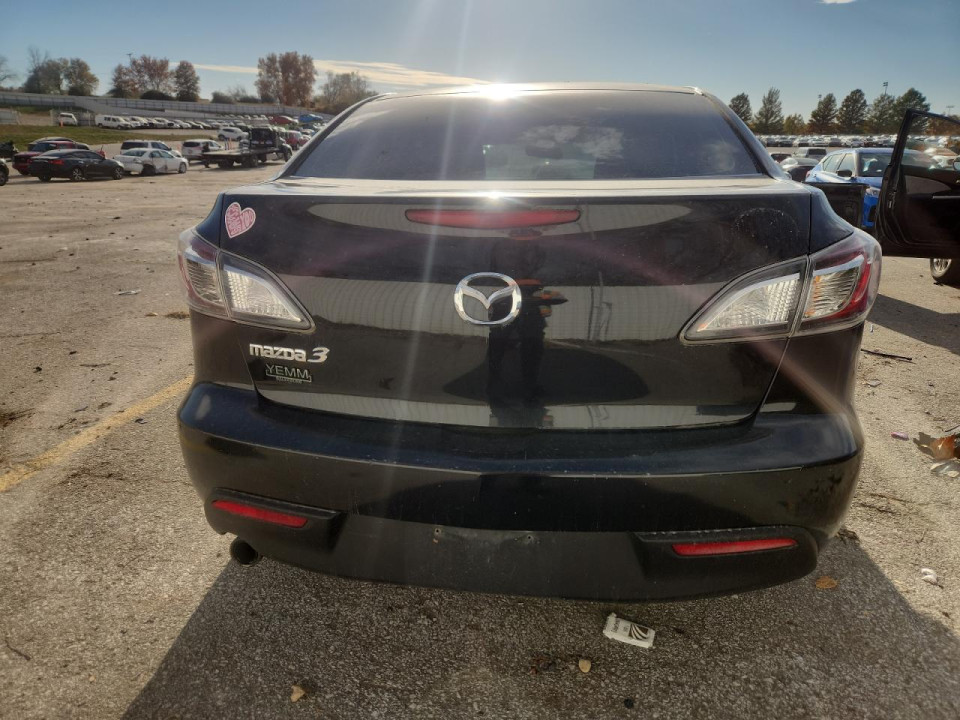 Mazda 3 2011 — Copart