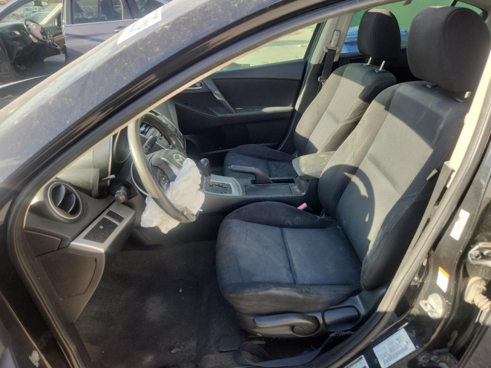 Mazda 3 2011 — Copart