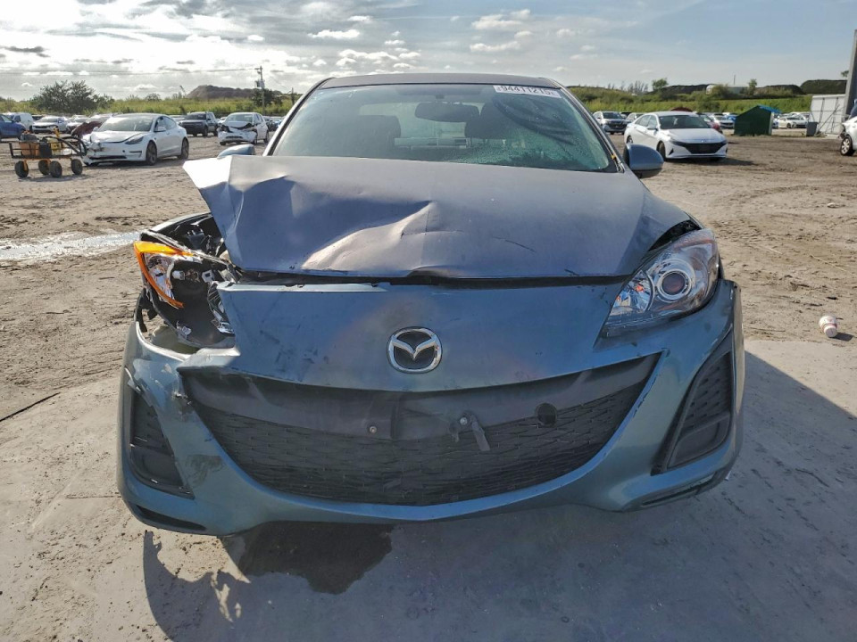 Mazda 3 2011 — Copart