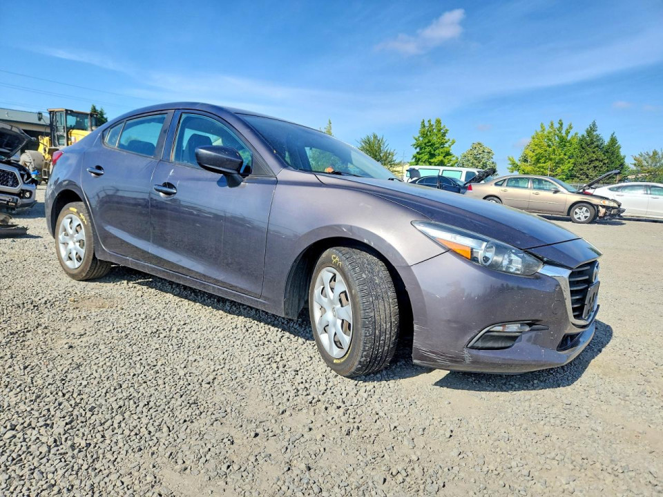 Mazda 3 2017 — Copart