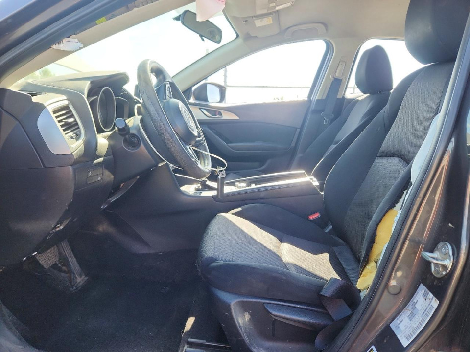 Mazda 3 2017 — Copart