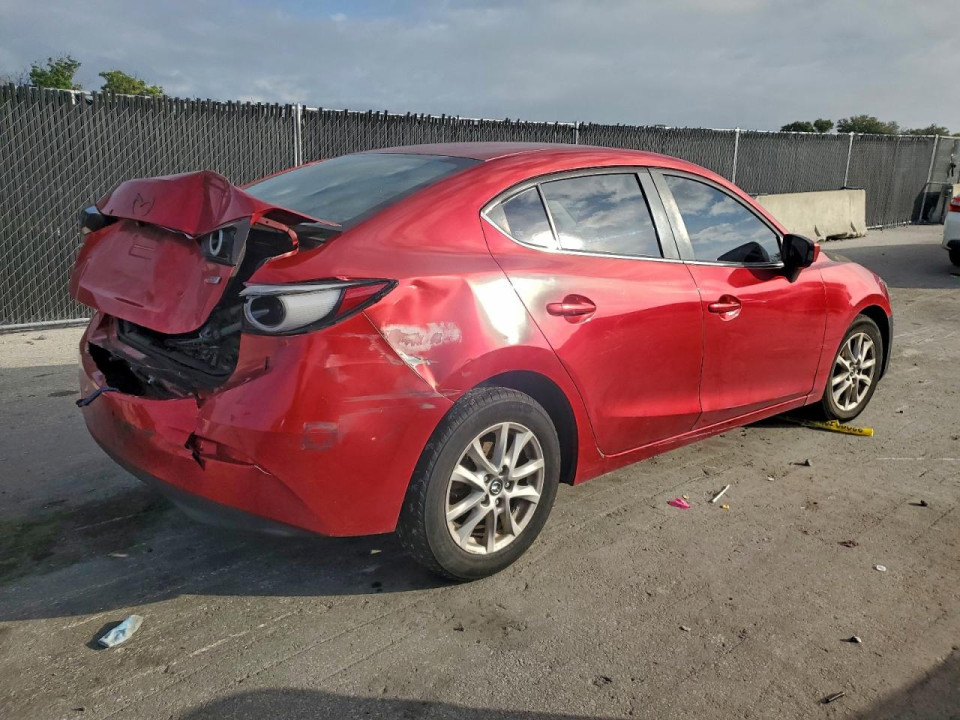 Mazda 3 2016 — Copart