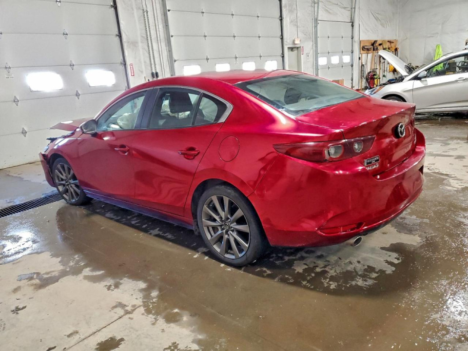 Mazda 3 2024 — Copart