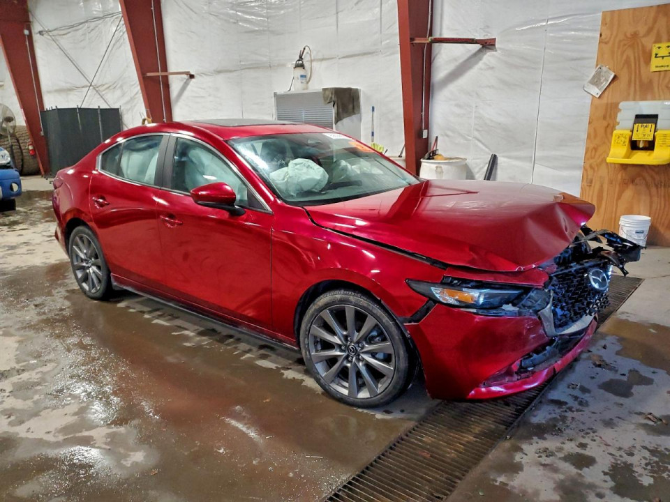 Mazda 3 2024 — Copart