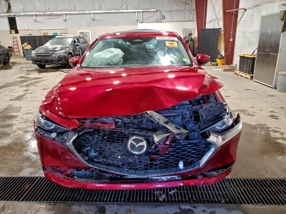Mazda 3 2024 — Copart