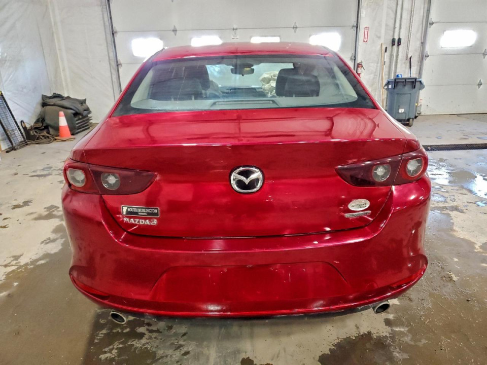 Mazda 3 2024 — Copart
