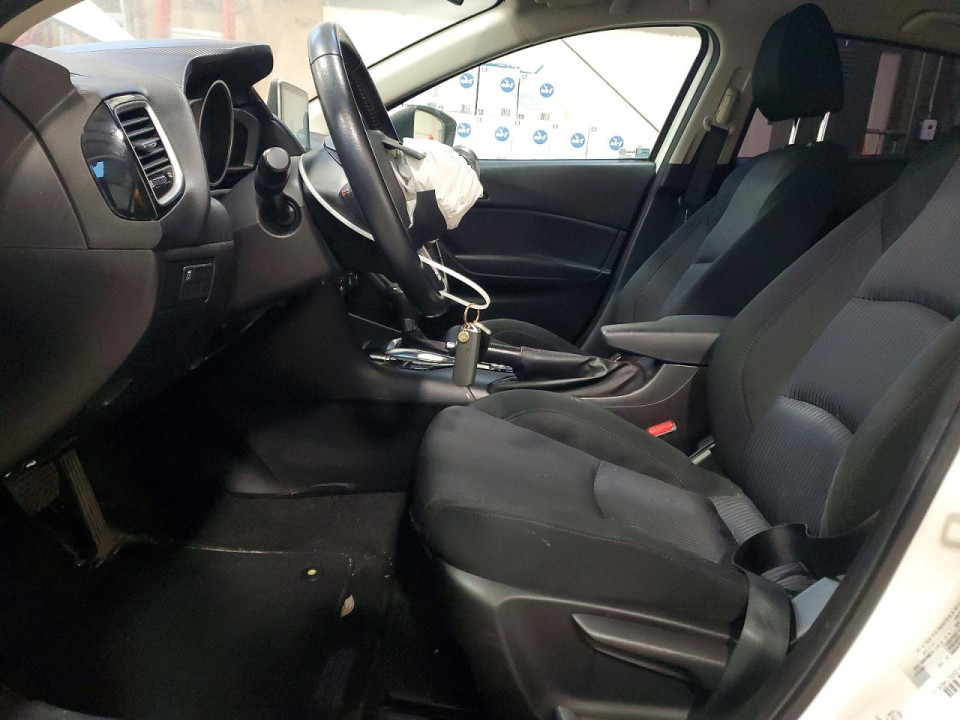 Mazda 3 2016 — Copart