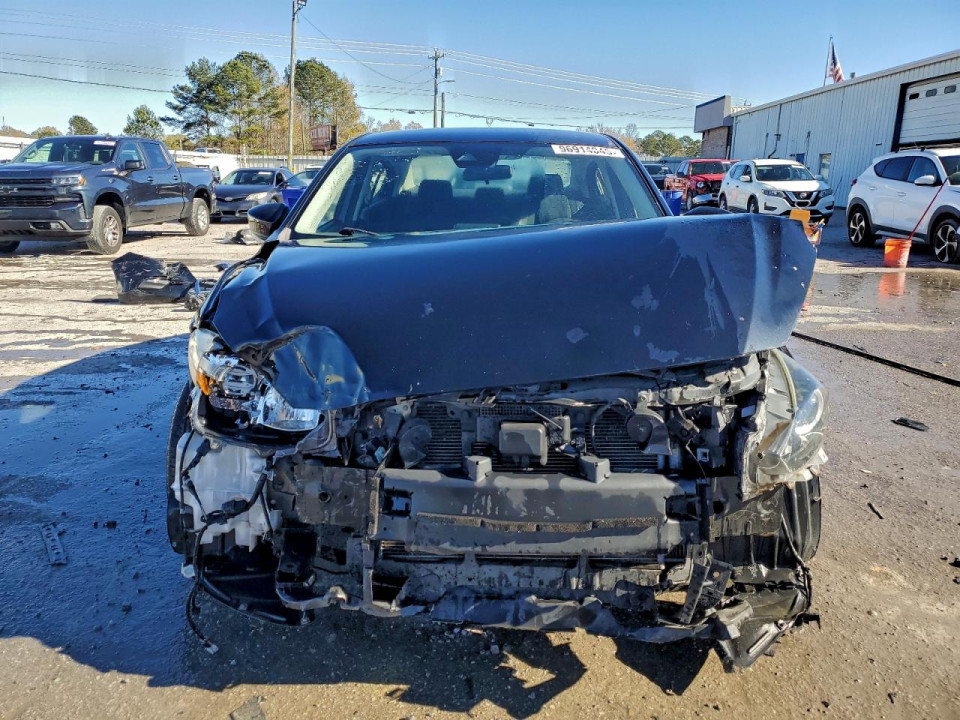 Mazda 3 2018 — Copart