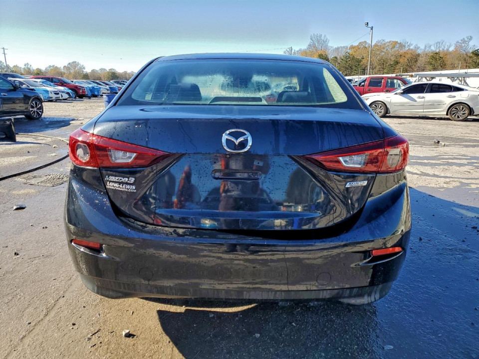 Mazda 3 2018 — Copart